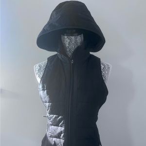 Lululemon Black Hooded Vest - size 6